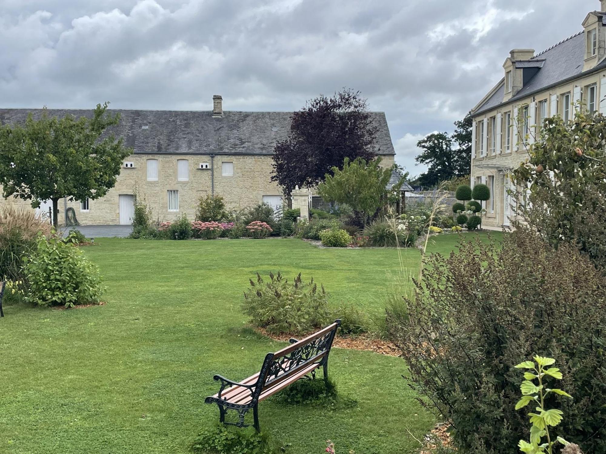 Aurefees Bed and Breakfast Ellon Exteriör bild