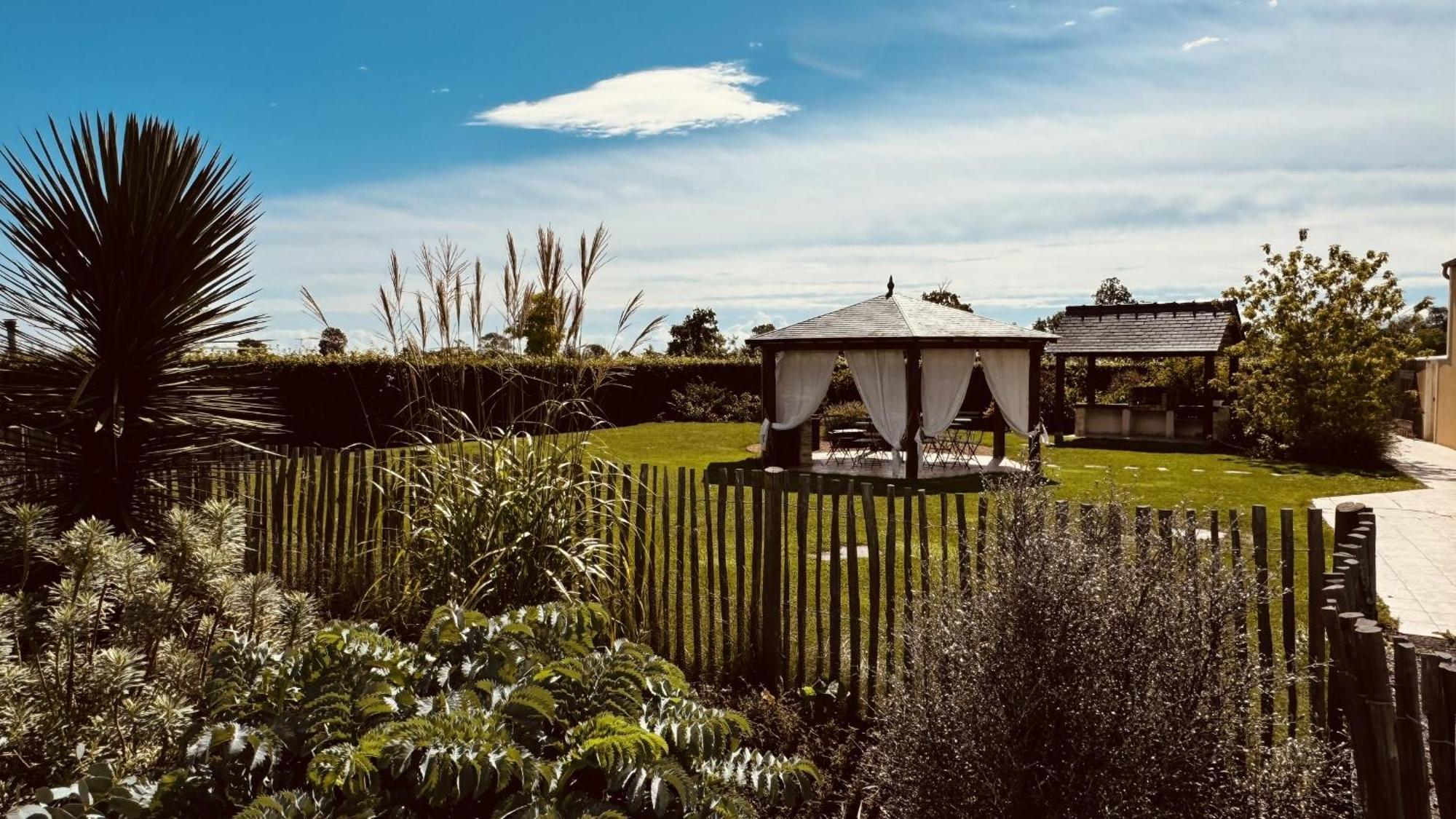 Aurefees Bed and Breakfast Ellon Exteriör bild